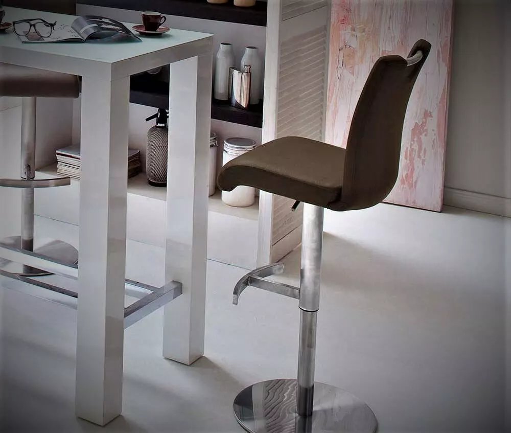 types of bar stools